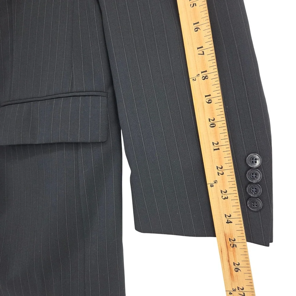JOS A BANK Traveler's Collection Mens Jacket Blazer Navy Blue Pinstripe 43R *46R